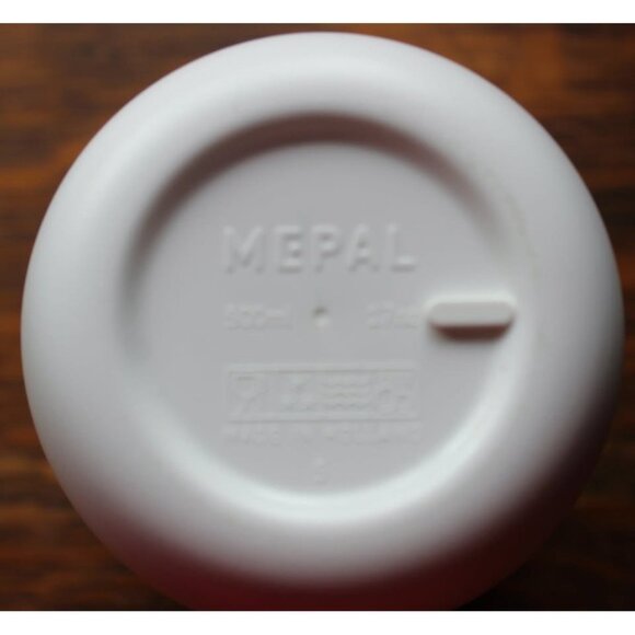 Mepal  Lunchpot Ellipse 500ml Practical Yoghurt Cup & Muesli Cup  Compartments - Picture 3 of 4